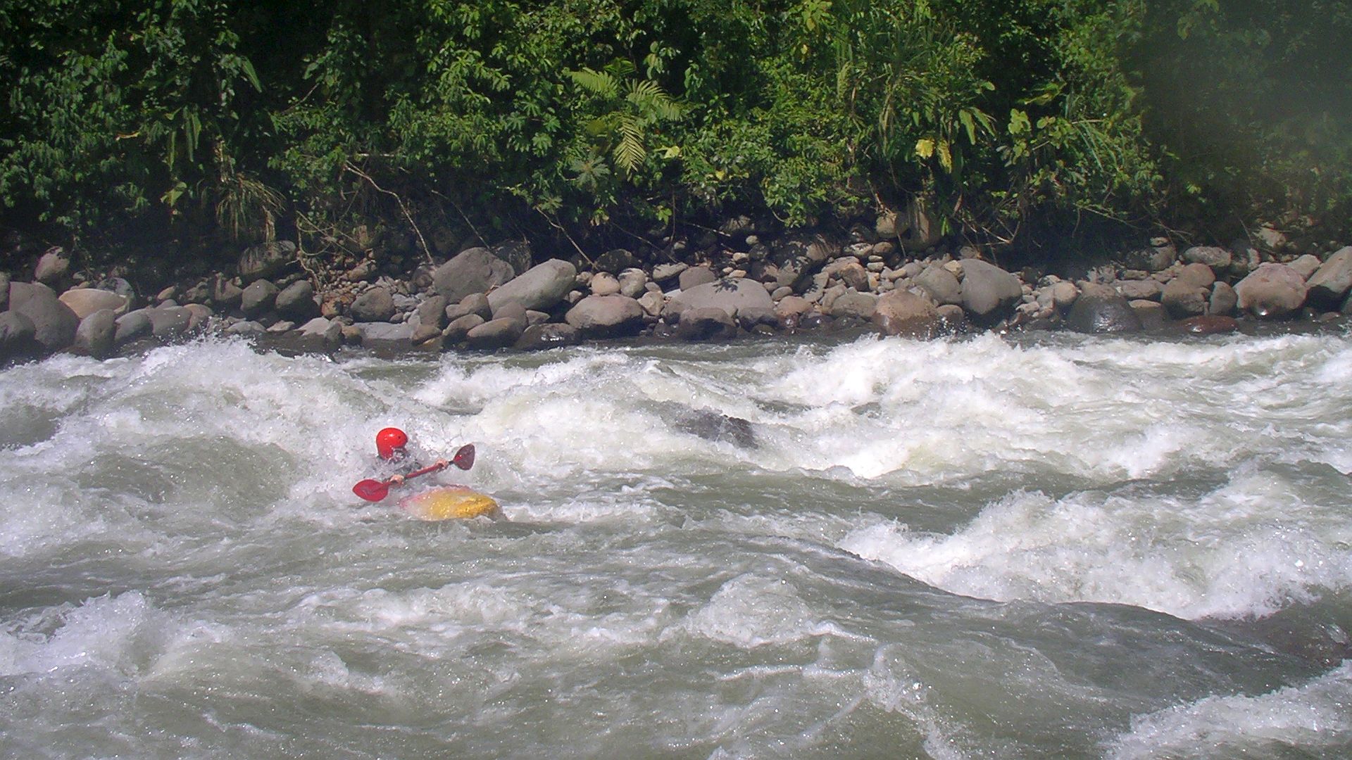 Kajak, Fluss Sarapiqui, Abschnitt San Miguel - La Virgen (Oberer Sarapiqui) Me Gusta 🛶 Peter F.