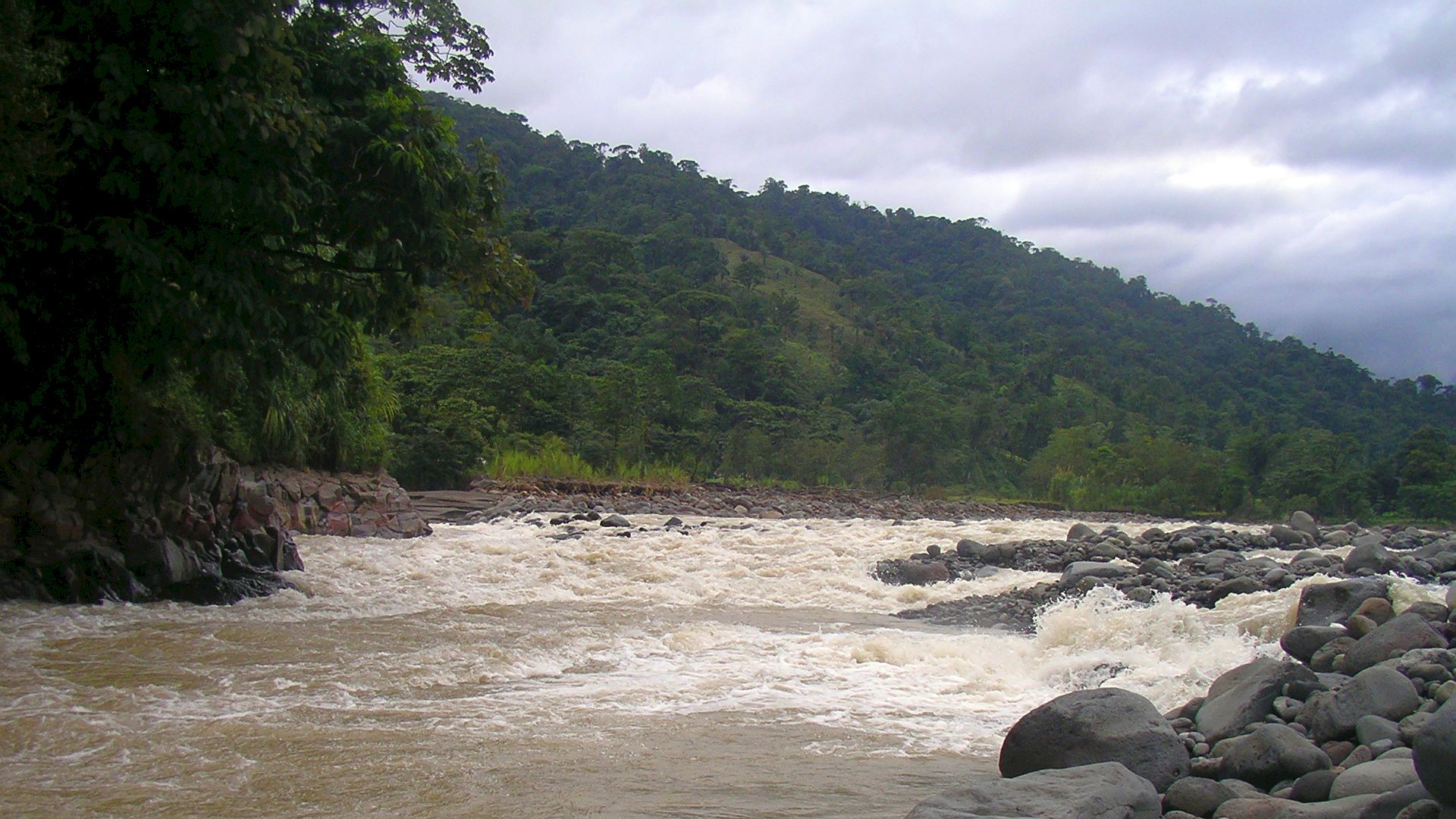 Kajak, Fluss Sucio, Abschnitt Rio Hondura - Santa Clara gegen Ende der Strecke 