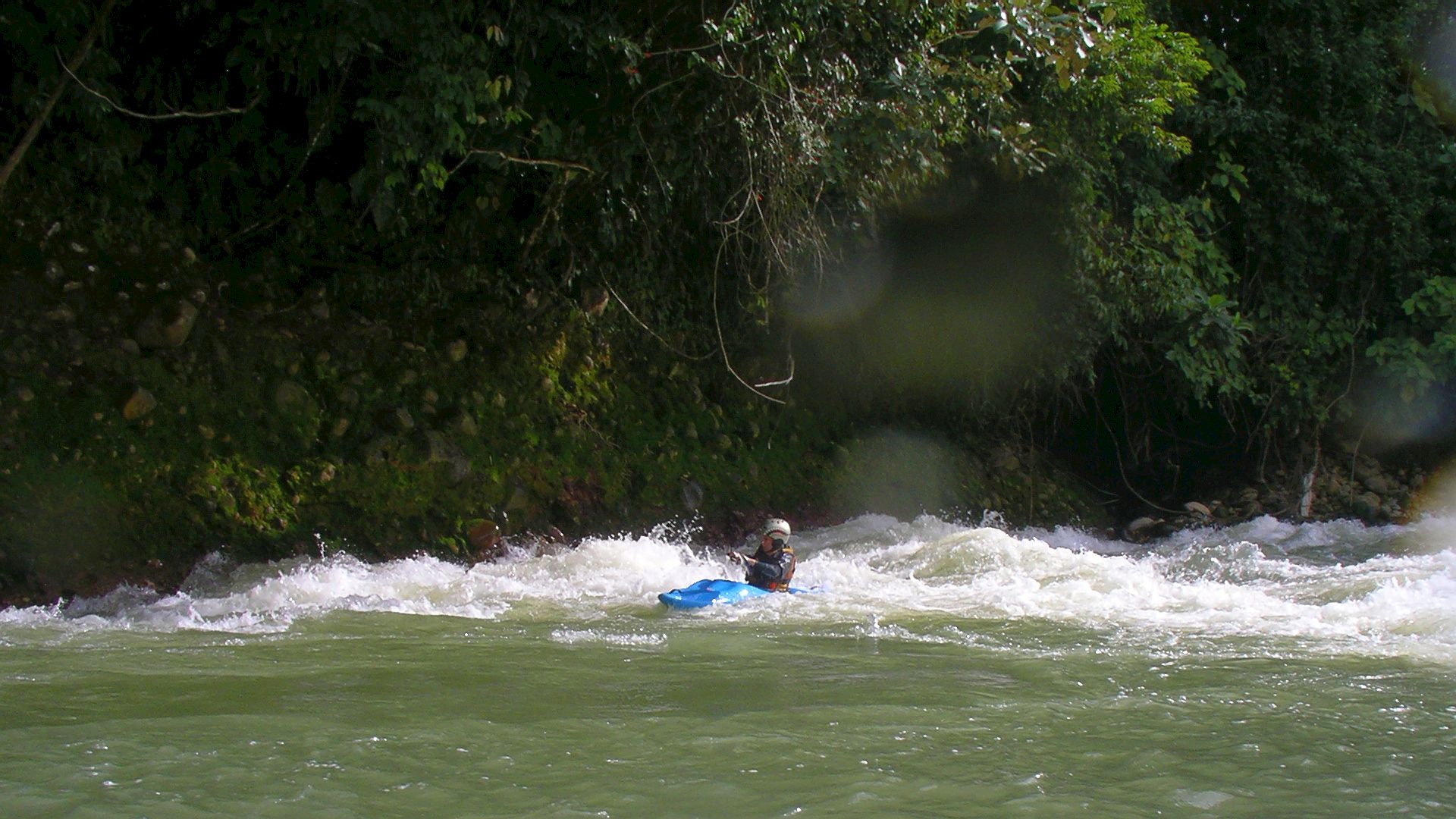 Kajak, Fluss Toro, Abschnitt Venecia - Pital (Mittlerer Toro) etwa 2km vor dem Ausstieg 🛶 Heike W.