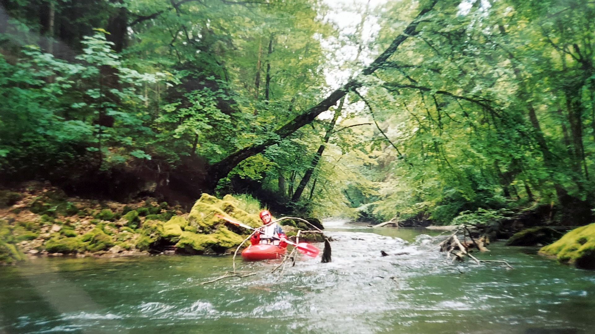 Kajak, Fluss Mangfall, Abschnitt Thalham - Valley schöner Waldfluss 🛶 Ulli F.