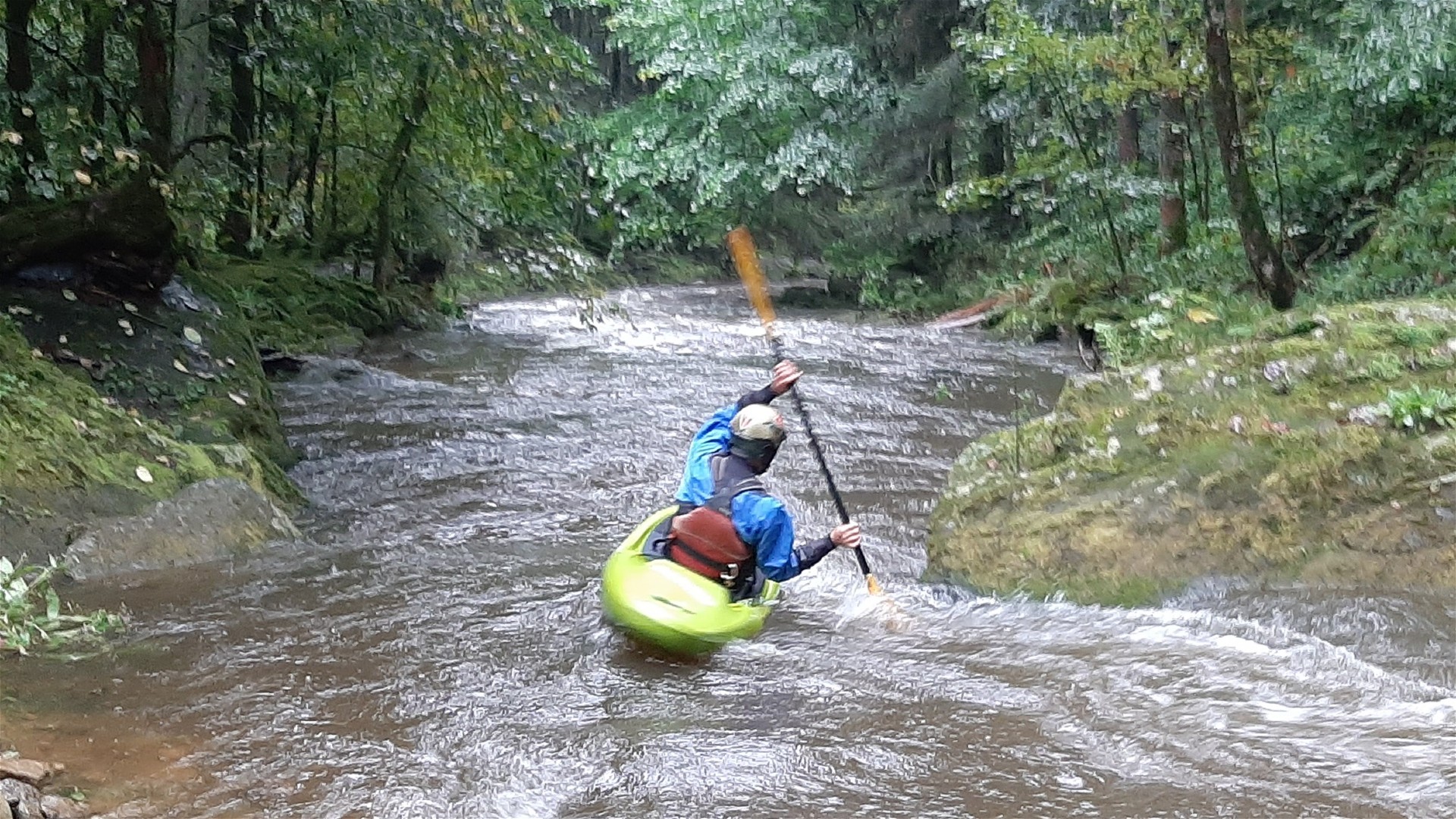 Kajak, Fluss Osterbach, Abschnitt Fronau - Oberkappel (Unterlauf) Beginn der Schlucht 