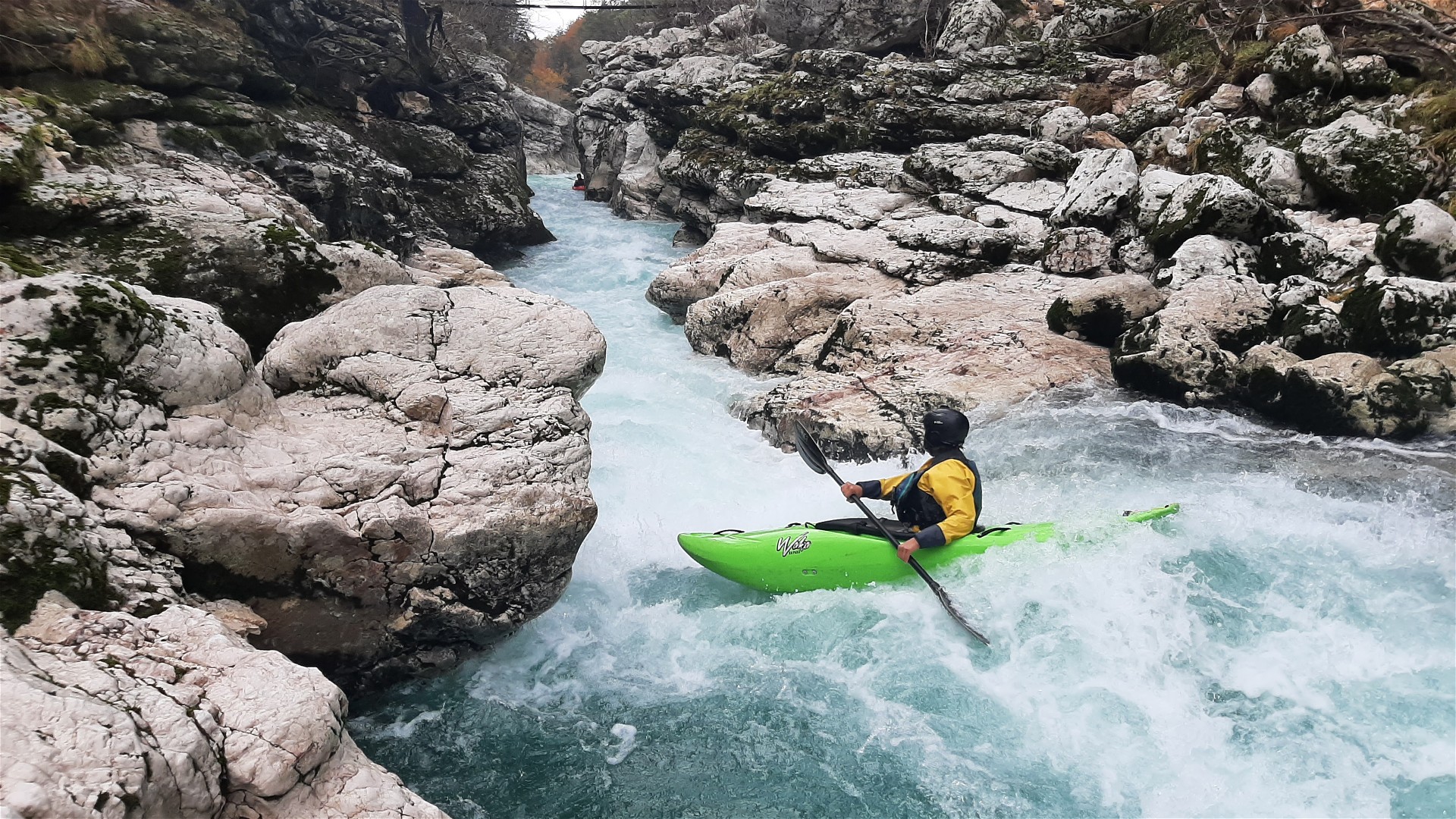 Kajak, Fluss Soča, Abschnitt 2. Klamm - Koritnica (Obere Soča) Einfahrt 3. Klamm 