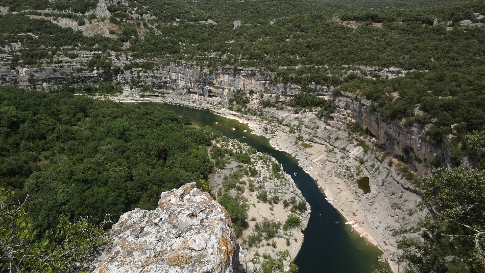 Kajak, Fluss Ardèche, Abschnitt Chames - St. Martin (Schlucht) Blick in die Schlucht 