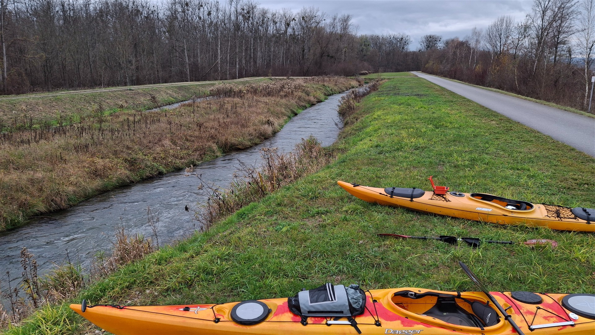 Kajak, Fluss Donau, Abschnitt Umgehungsgerinne Asten Umsetzen ins Donaugerinne Asten 