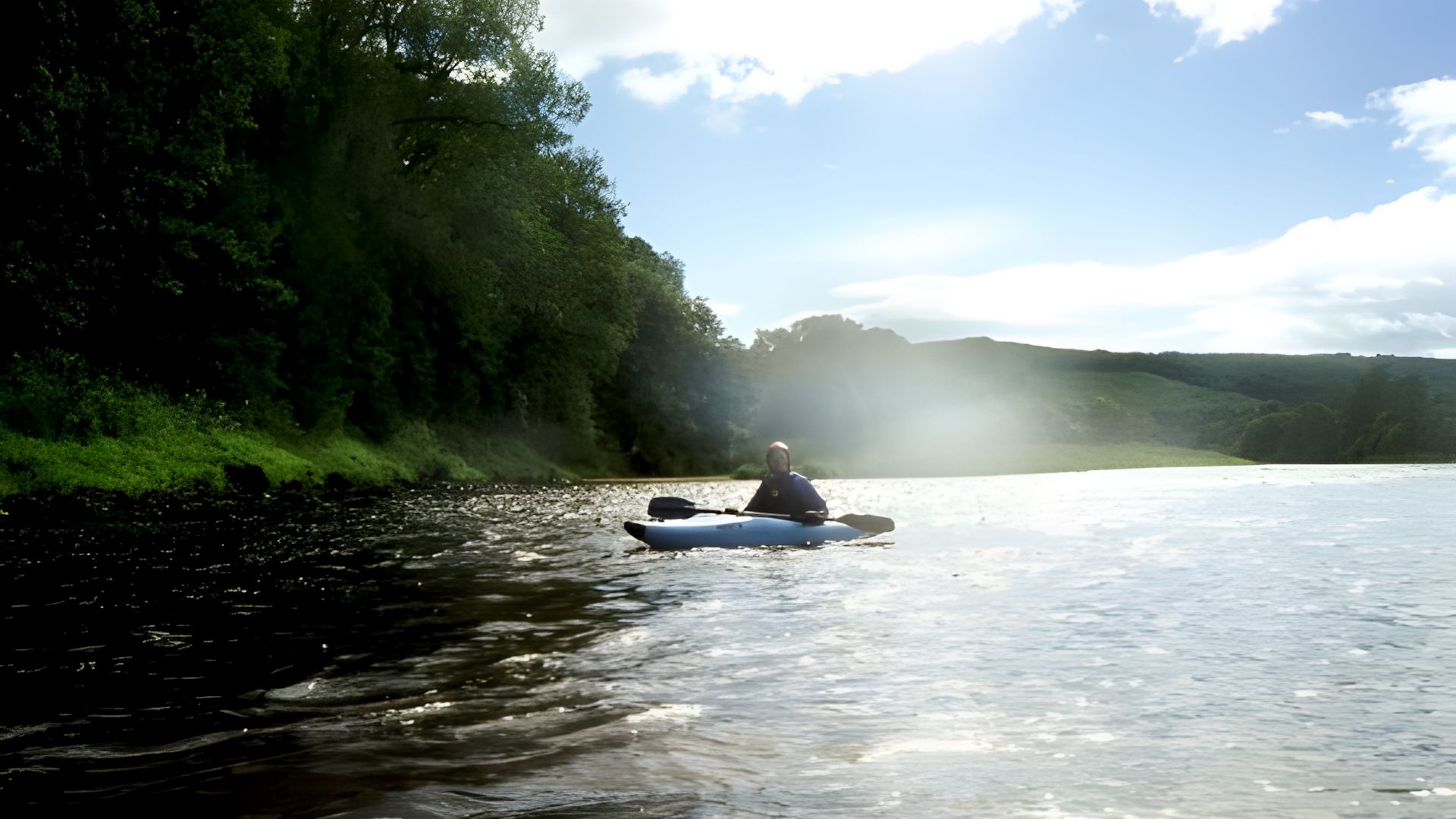 Kajak, Fluss Spey, Abschnitt Loch Insh - Boat of Garten mit KI vergrößertes Foto! 