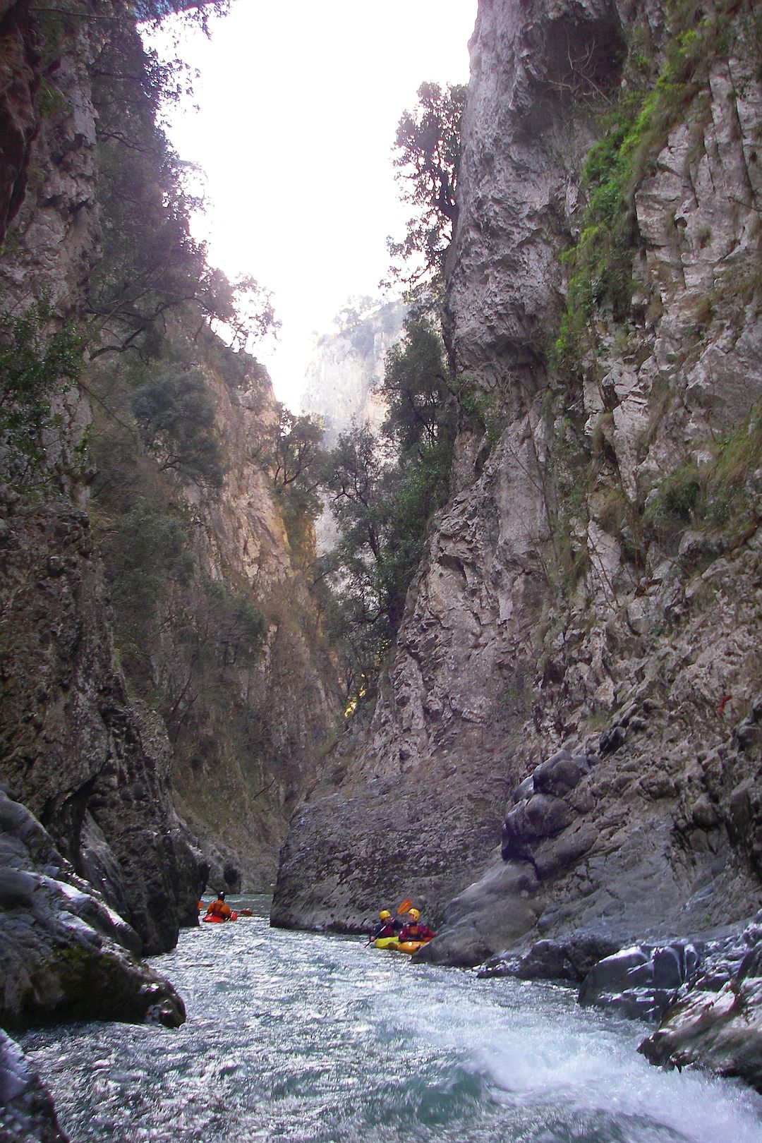 Kajak, Fluss Lao, Abschnitt Laino Borgo - Papasidero (Schlucht) herrliche Schlucht 🛶 Thorsten, Monika, Nicole