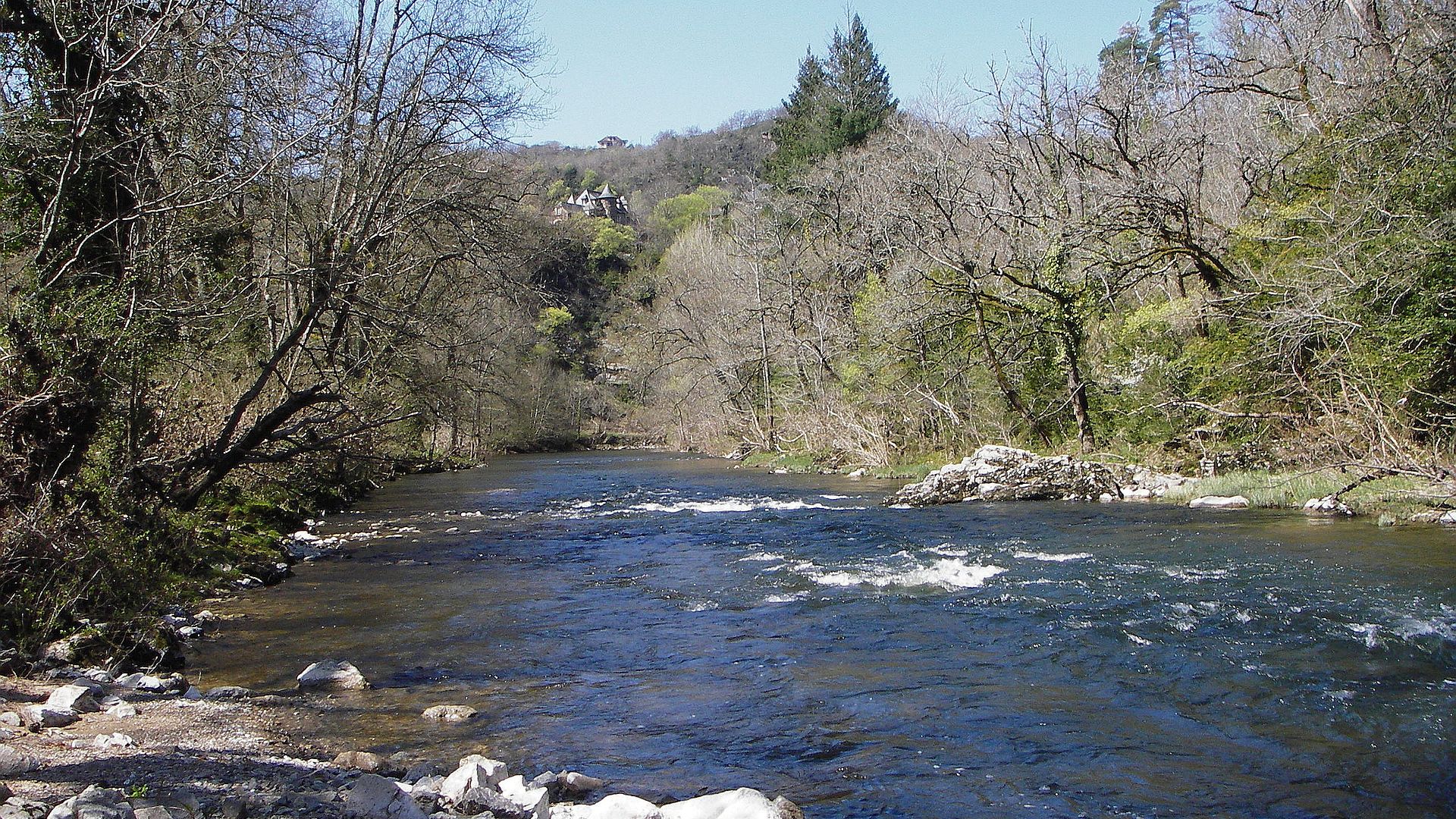 Kajak, Fluss Aveyron, Abschnitt Monteils - Najac Château de Longcol 