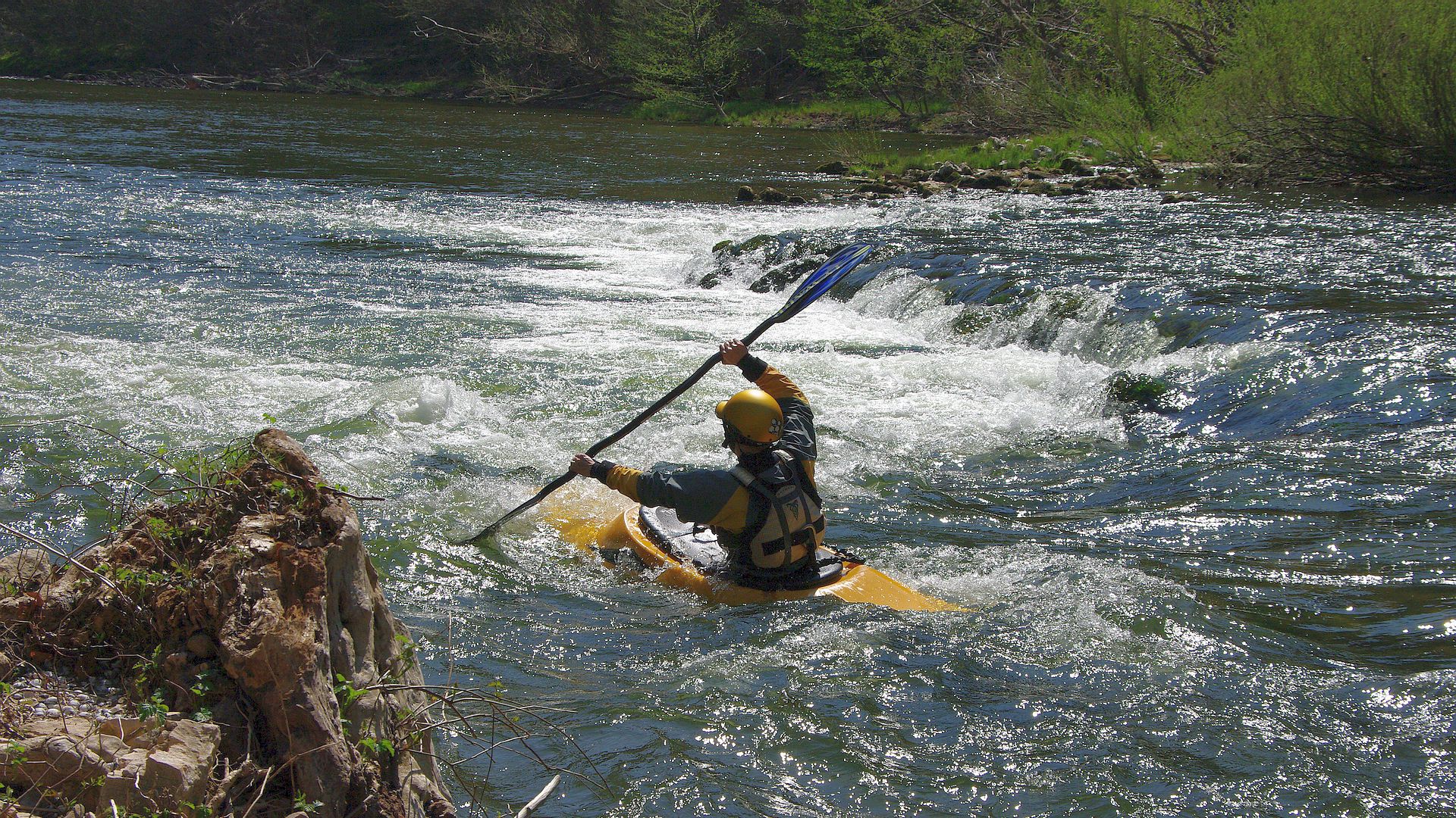 Kajak, Fluss Aveyron, Abschnitt St. Antonin - Penne schöner Schwall 🛶 Martina P.