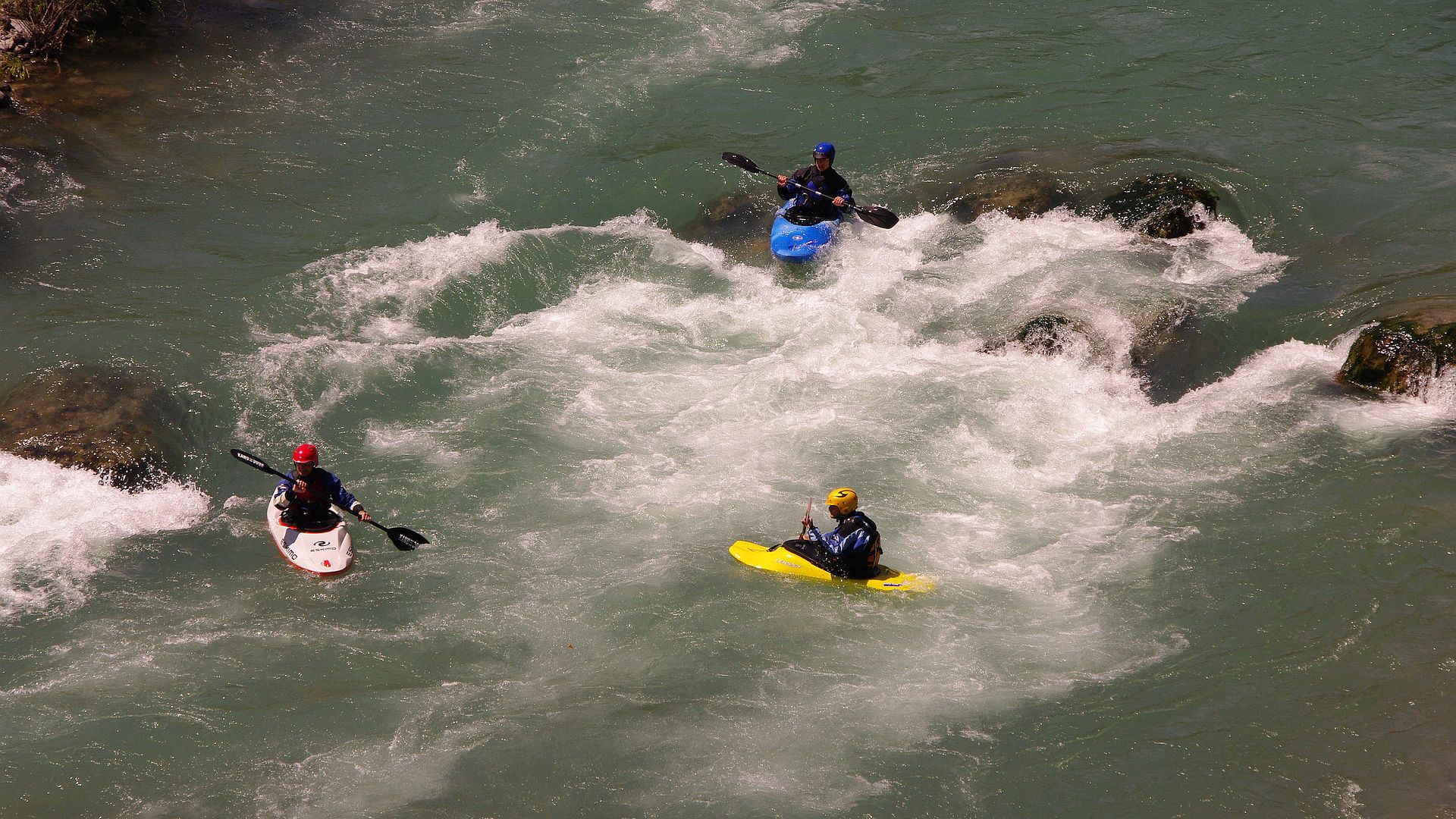 Kajak, Fluss Ésera, Abschnitt Campo - Besians (Pyramiden) etwas verblockt 