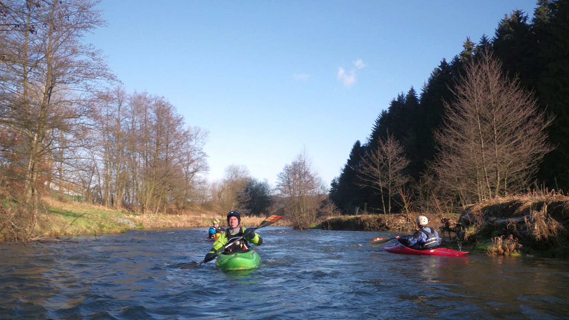 Kajak, Fluss Sülz, Abschnitt Schmitzhöhe - Brücke L84 schöner Wald- und Wiesenbach 