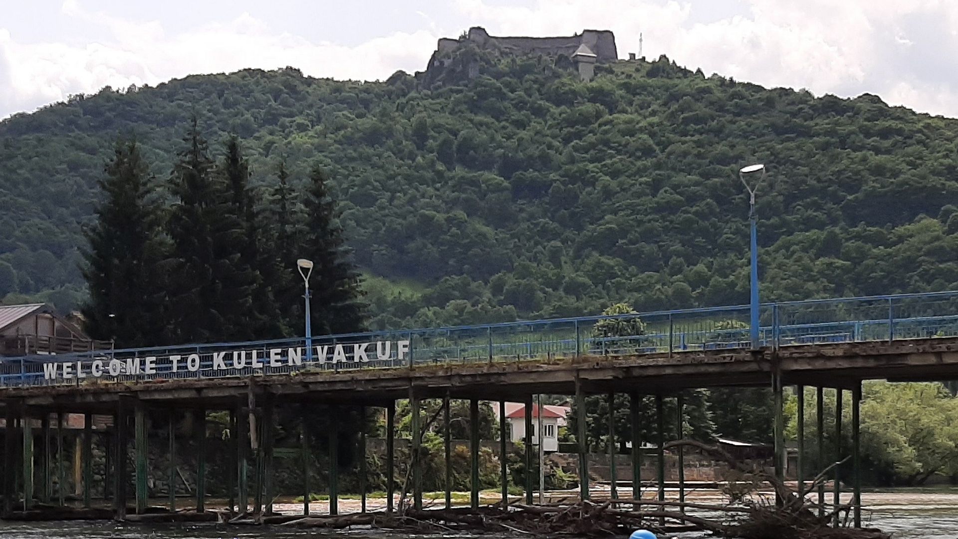 © Thomas R. 18.6.23 Kajak, Fluss Una, Abschnitt Martin Brod - Camp Buk bei Kulen Vakuf