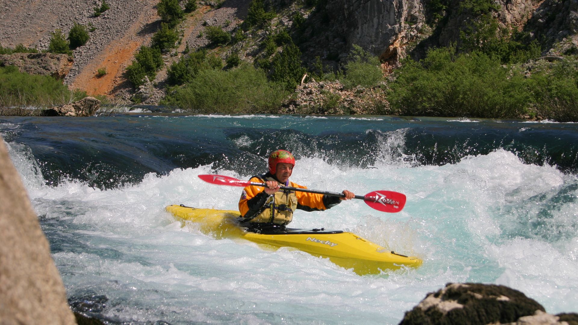 Kajak, Fluss Zrmanja, Abschnitt Kaštel Žegarski - Berberi (Große Schlucht) flotte Stufe 🛶 Heinz D.