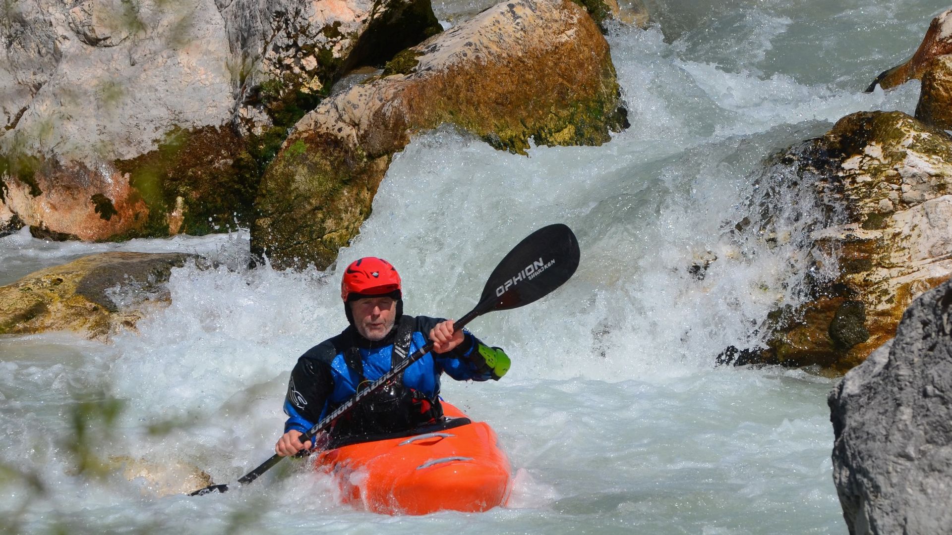 Kajak, Fluss Boite, Abschnitt Cortina - San Vito (Mittellauf) verblocktes Gefälle 