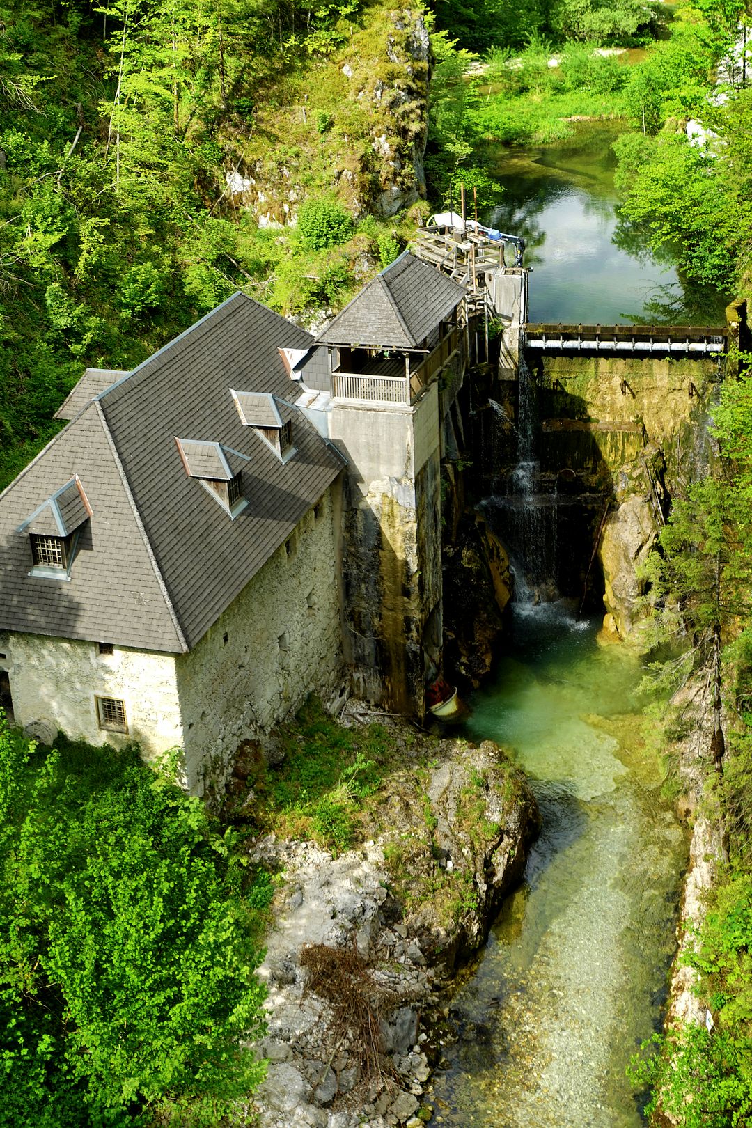 Kajak, Fluss Mendlingbach, Abschnitt Lassing - vor Staumauer (Unterlauf)