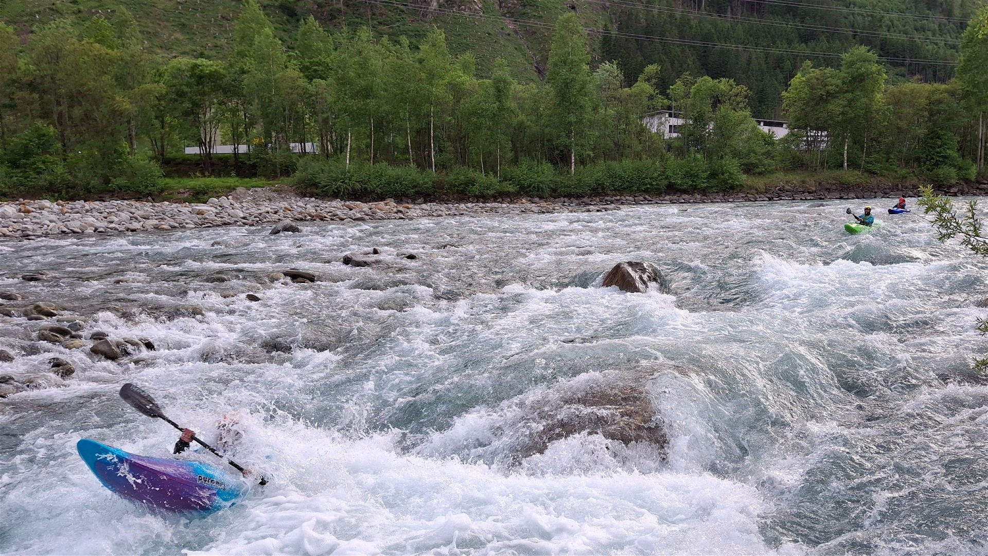 © Thomas R. 17.5.25 Kajak, Fluss Isel, Abschnitt Huben - Ainet nach der Kalserbachmündung