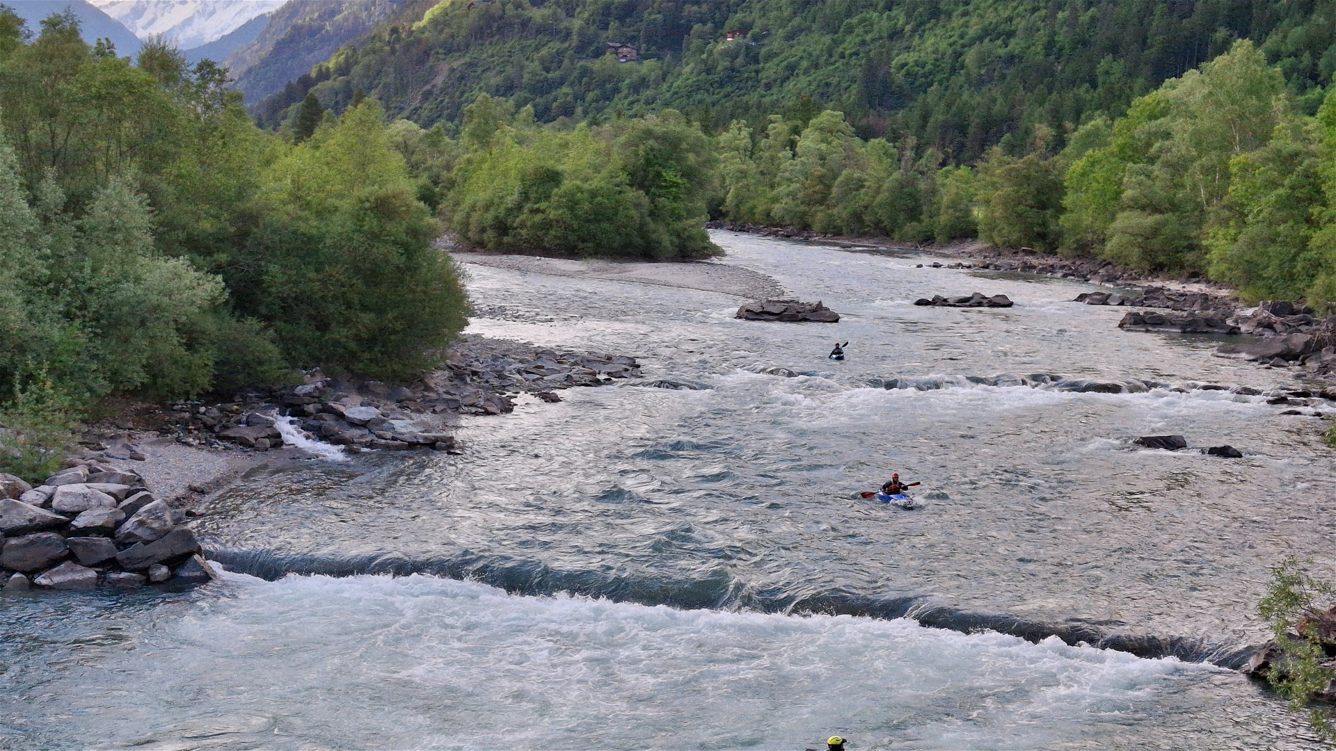 © Thomas R. 17.5.25 Kajak, Fluss Isel, Abschnitt Huben - Ainet bei Ainet