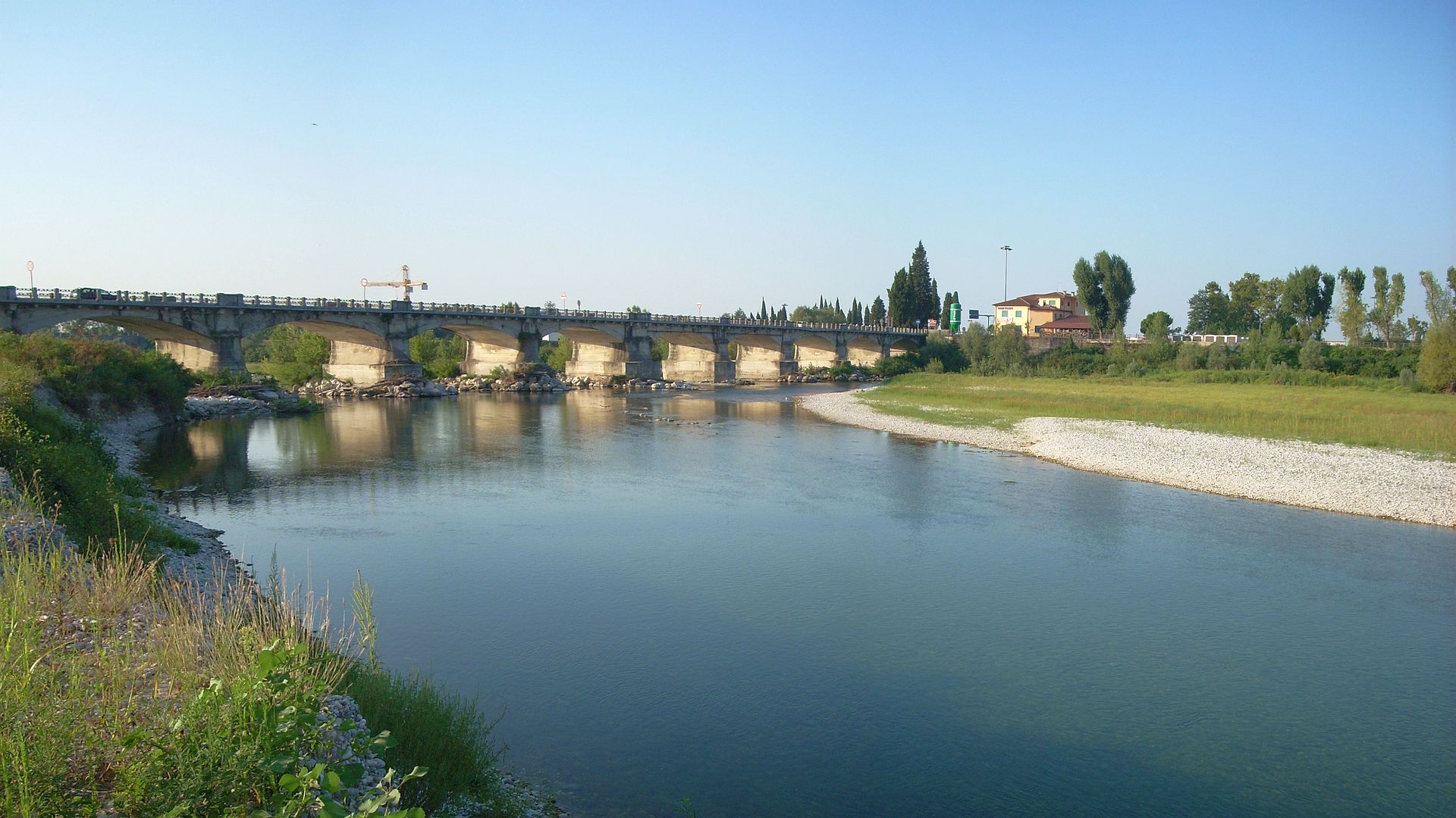 Kajak, Fluss Piave, Abschnitt Belluno - Ponte di Piave (Mittellauf)