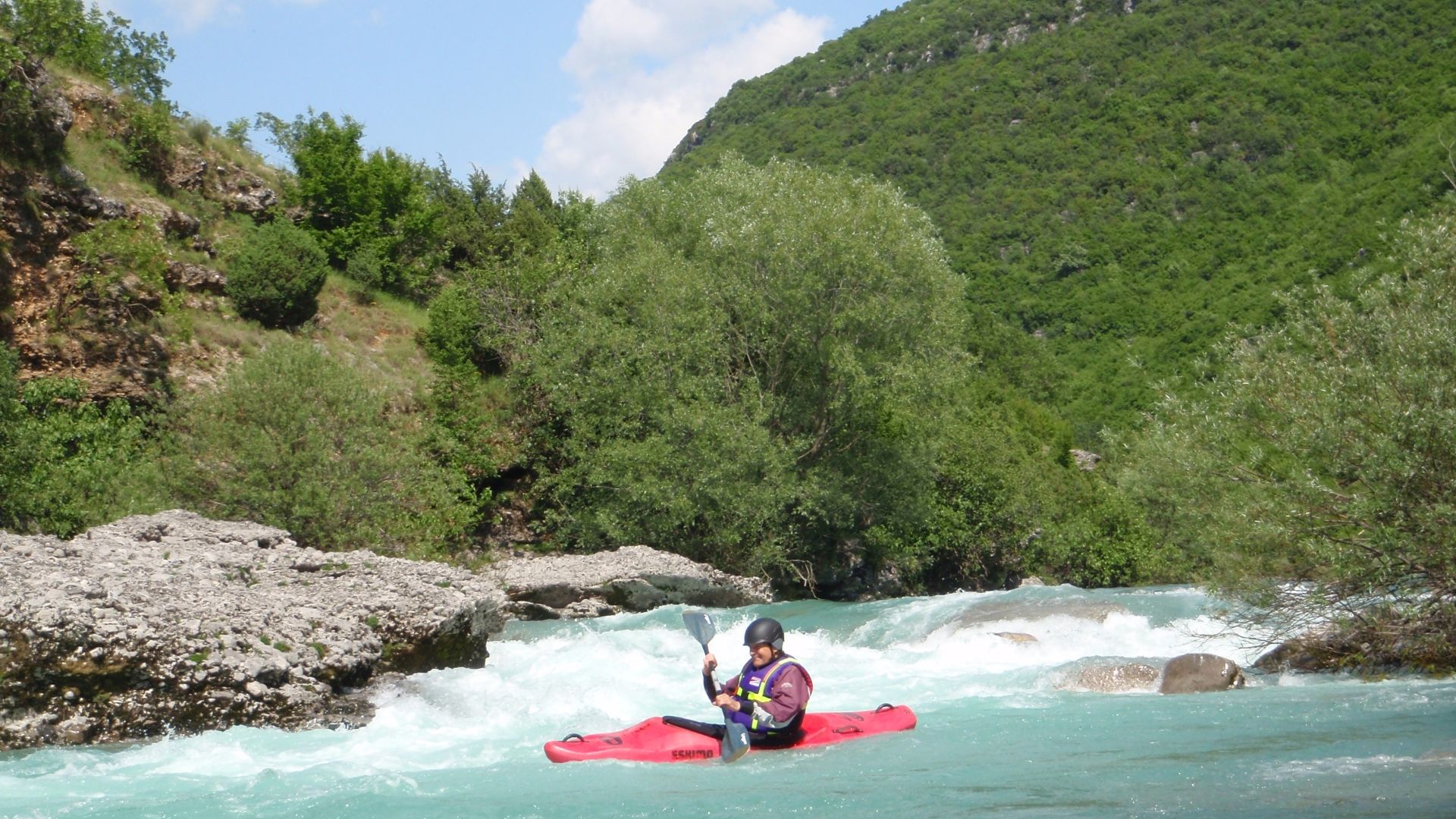 Kajak, Fluss Cijevna, Abschnitt Cijevna - Dinoša (Mittellauf) Stufen und Verblockung 