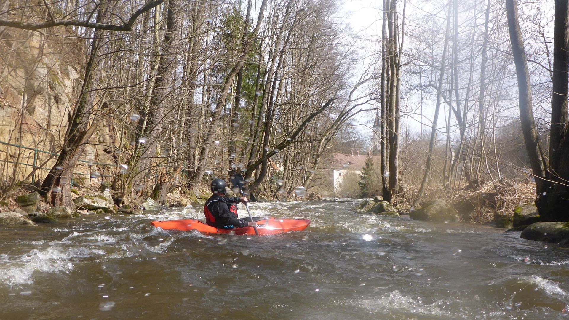 Kajak, Fluss Lainsitz, Abschnitt Roßbruck - Weitra (Gabrielental) flotte Strömung 