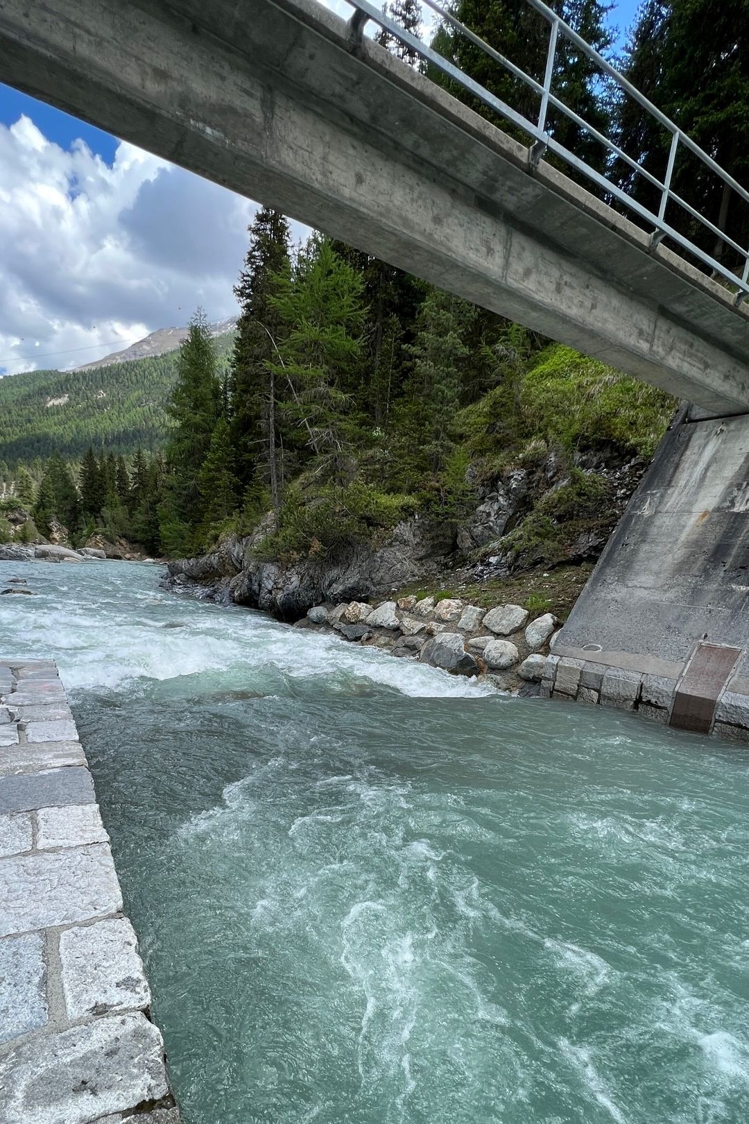 Kajak, Fluss Inn, Abschnitt S-chanf - Cinuos-chel (S-chanf Schlucht)