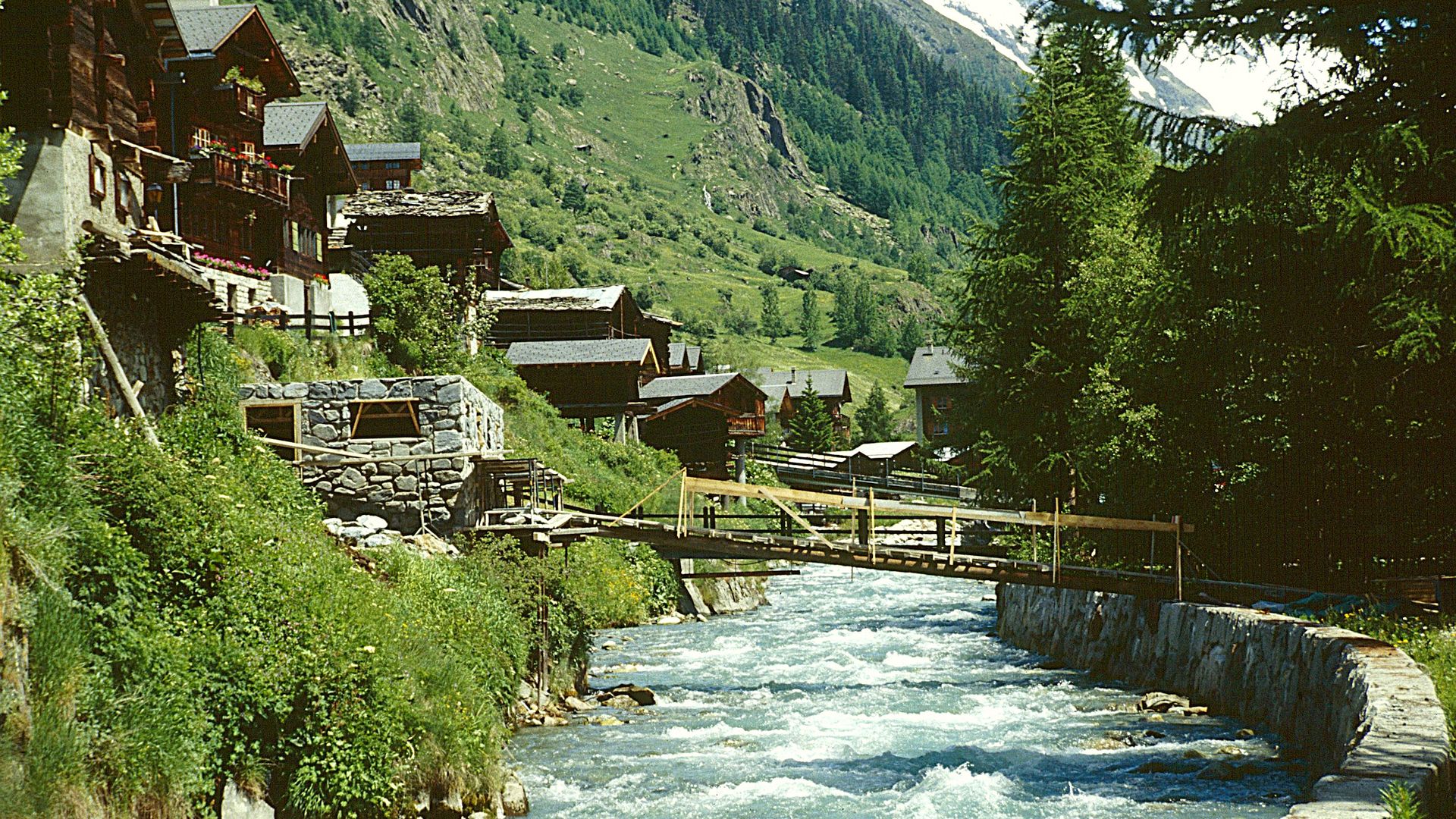Kajak, Fluss Lonza, Abschnitt Kühmatt - Stausee Ferden