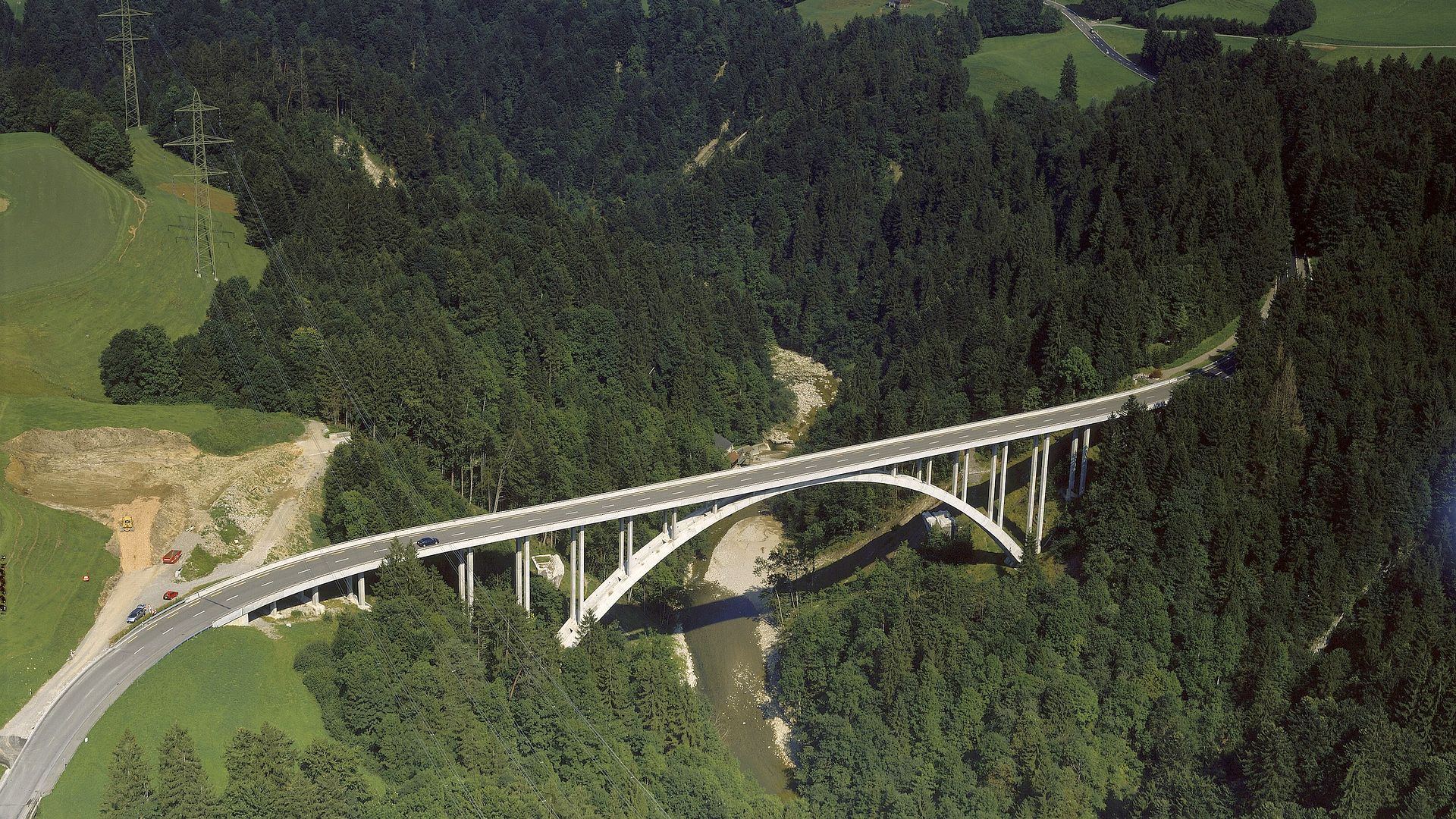 Kajak, Fluss Urnäsch, Abschnitt Zürchersmühle - Hundwiler Brücke (Obere Schlucht)