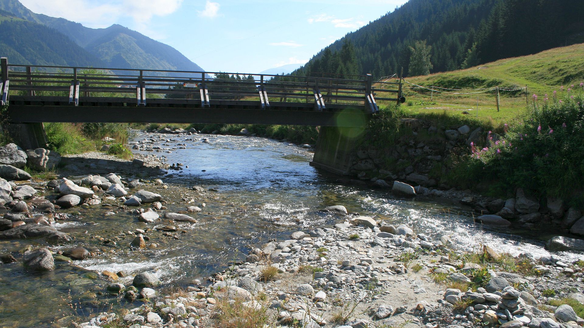 Kajak, Fluss Vorderrhein, Abschnitt Tschamut - Rueras (Oberlauf)