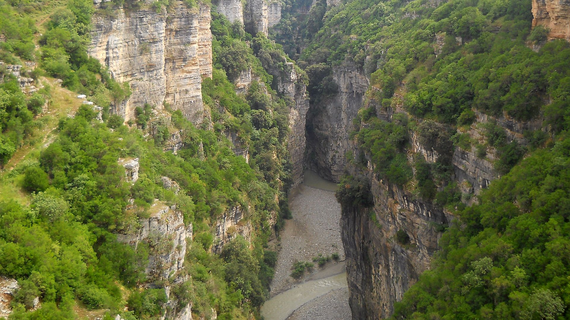 Kajak, Fluss Osum, Abschnitt Qafzez - Çorovodë