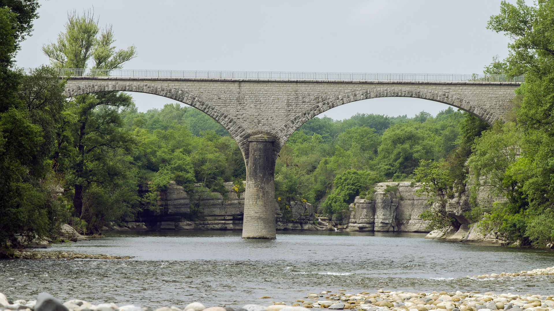 Kajak, Fluss Ardèche, Abschnitt Balazuc - Pradons