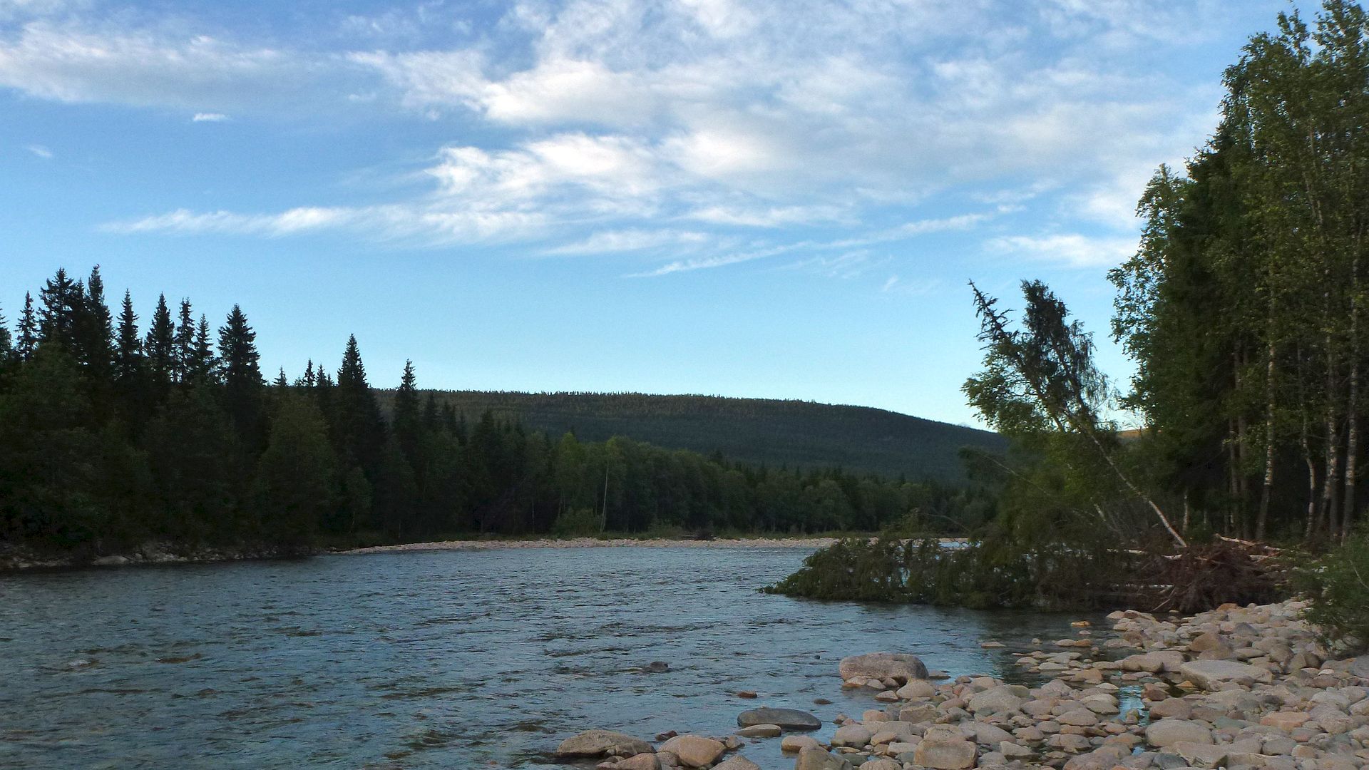 Kajak, Fluss Atna, Abschnitt Atnbrua - Mogrenda (Mittellauf)