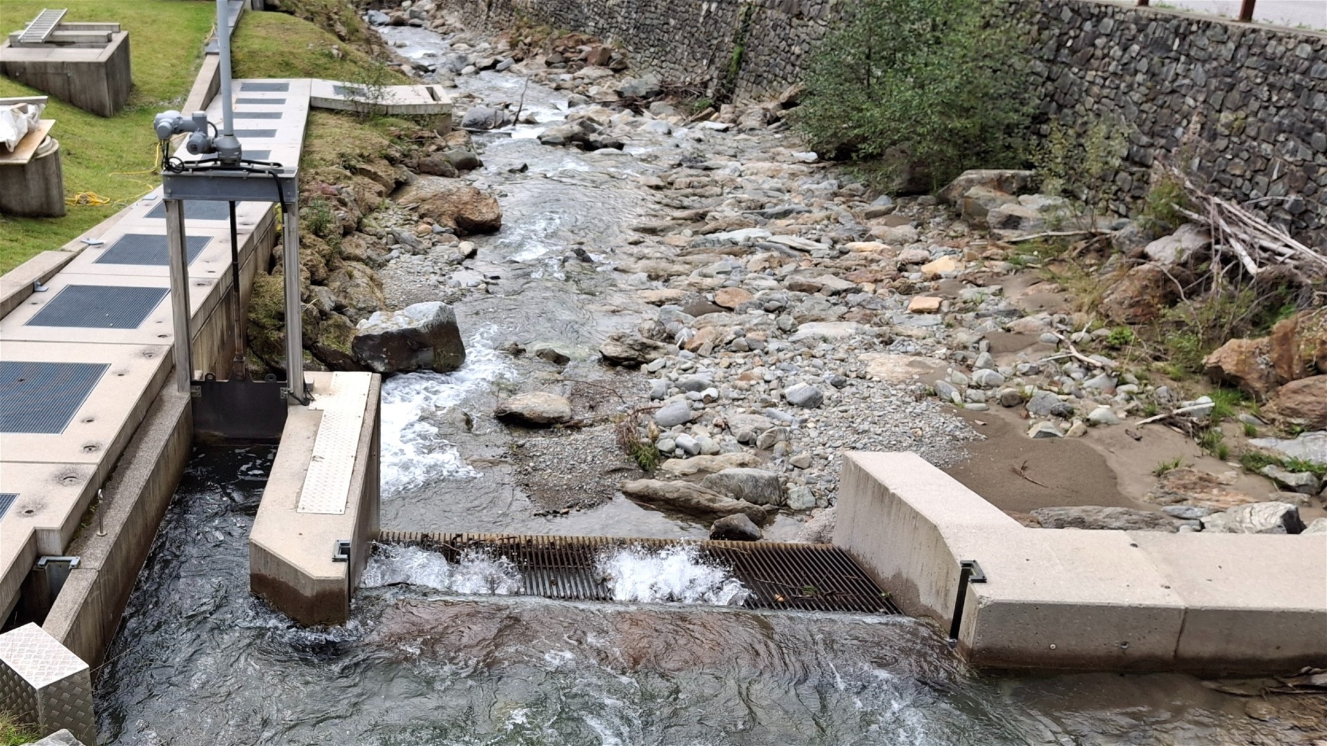 Kajak, Fluss Winkeltalbach, Abschnitt See - Mündung Ausleitung am Einstieg 