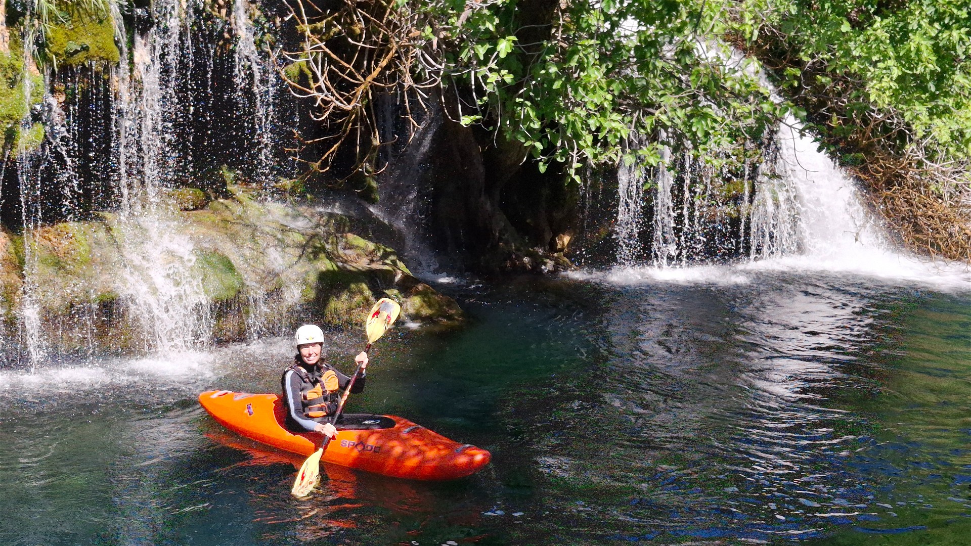 Kajak, Fluss Cetina, Abschnitt Slime - Radmanove Mlinice (Untere) direkt vor dem Katarakt 🛶 Sissi P.