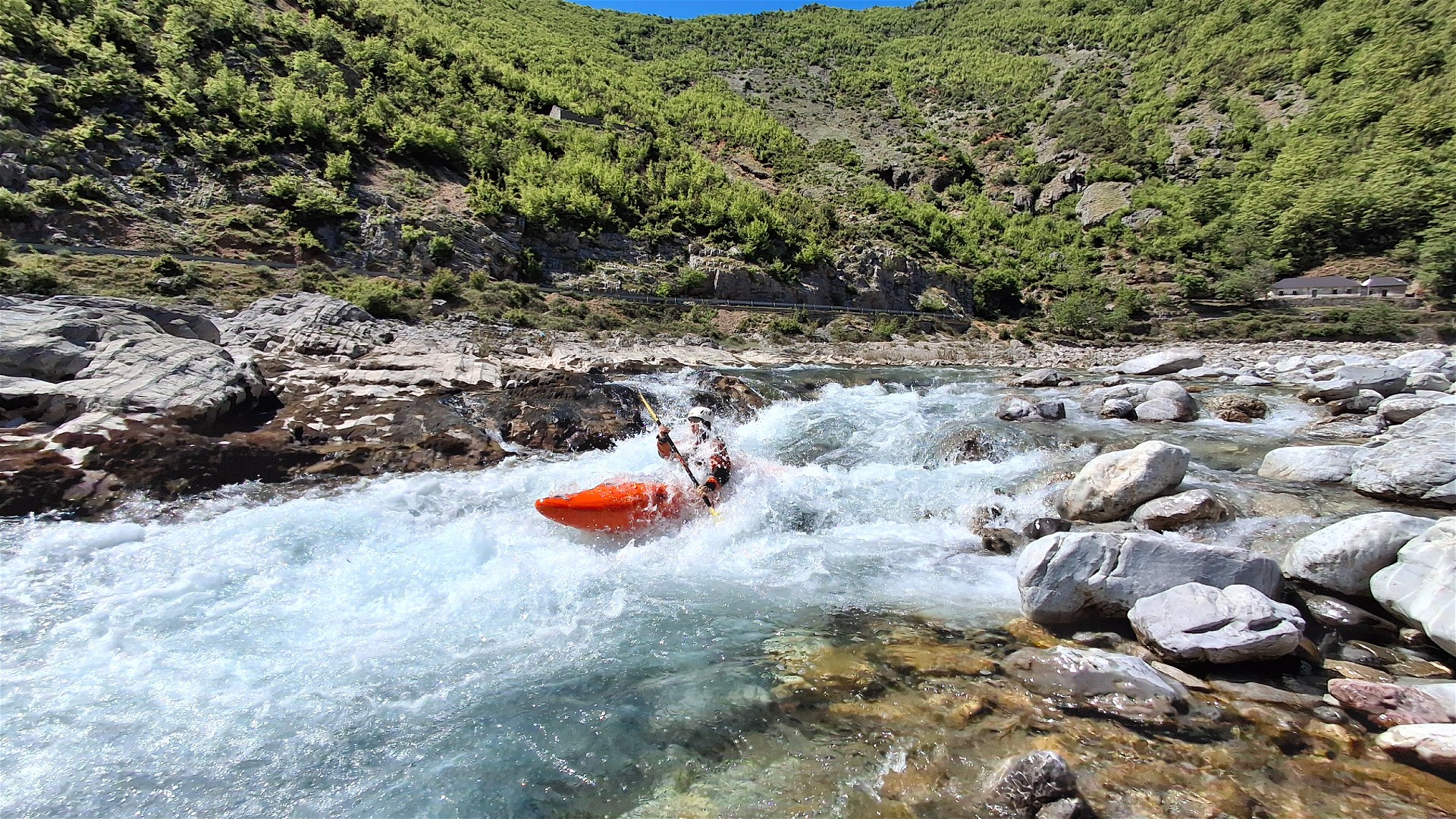 Kajak, Fluss Kir, Abschnitt Prekal - Canyon schönes Wildwasser 