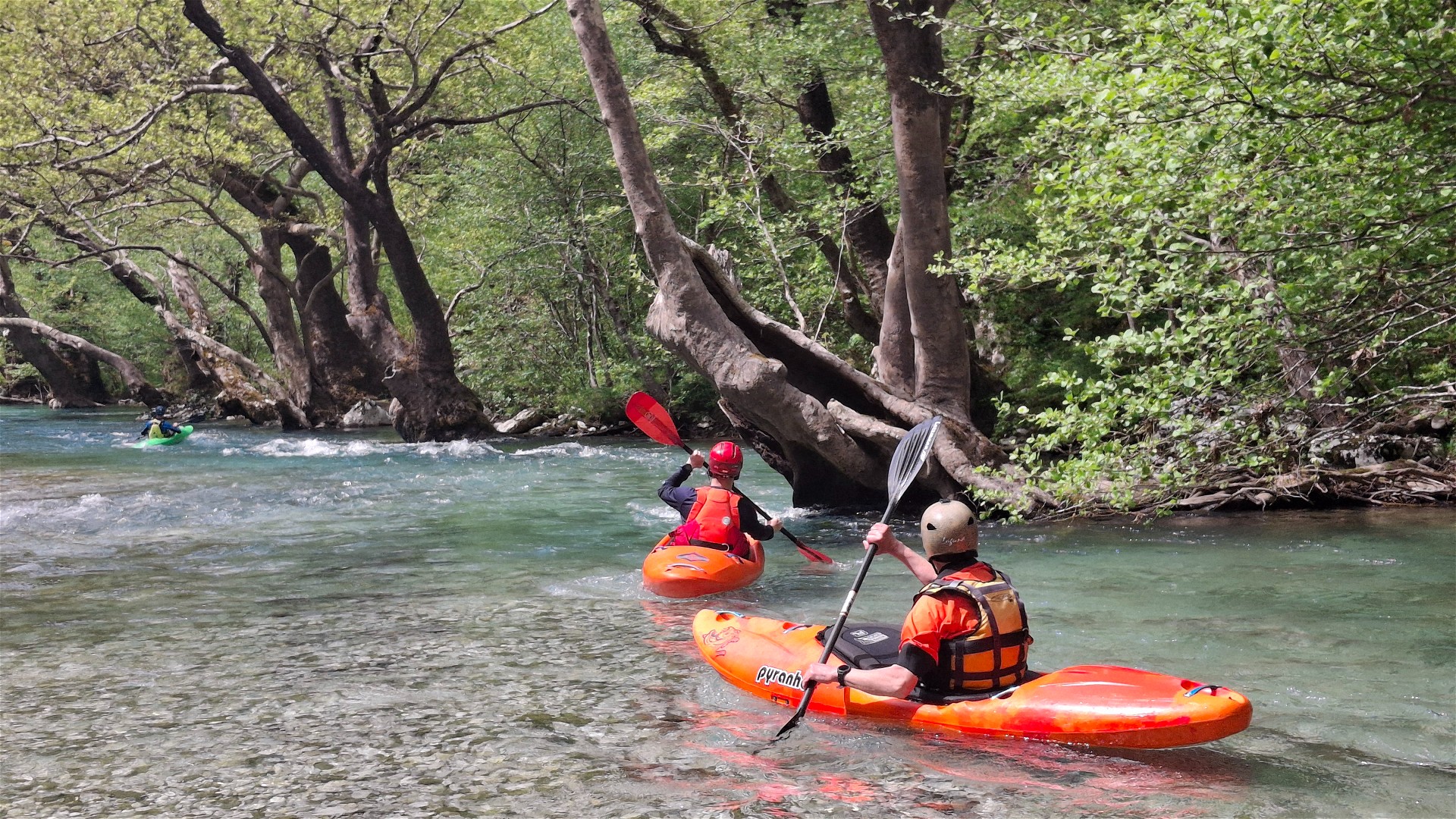 Kajak, Fluss Voidomatis, Abschnitt Vikos - Türkenbrücke Klidonia Unterlauf 
