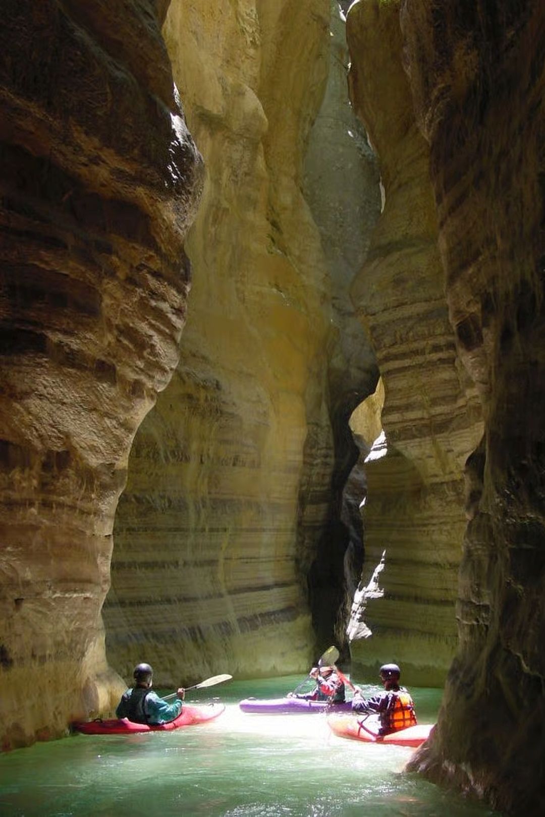 Kajak, Fluss Lengarica, Abschnitt Klammeingang - Türkenbrücke Kernstelle der Klamm 