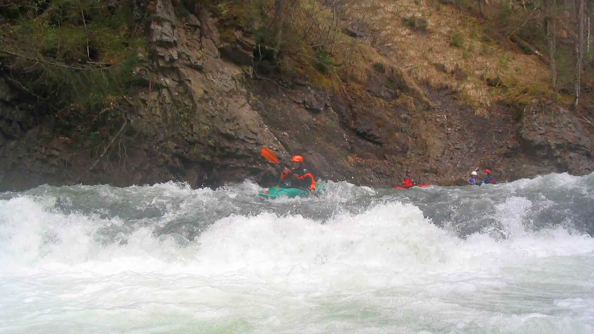 Kajak, Fluss Breitach, Abschnitt Hirschegg - Breitachklamm (Obere Breitach) Eingangsstufe Schwendeschlucht 