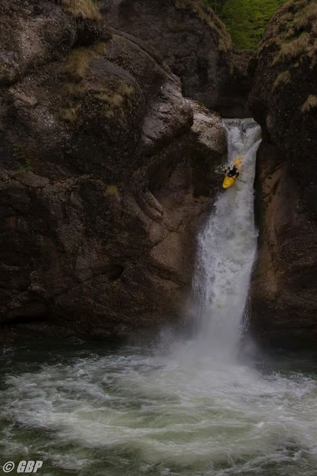 Kajak, Fluss Weißach, Abschnitt Lanzenbach - Weißach (Steibisaschlucht) Buchegger Wasserfall 