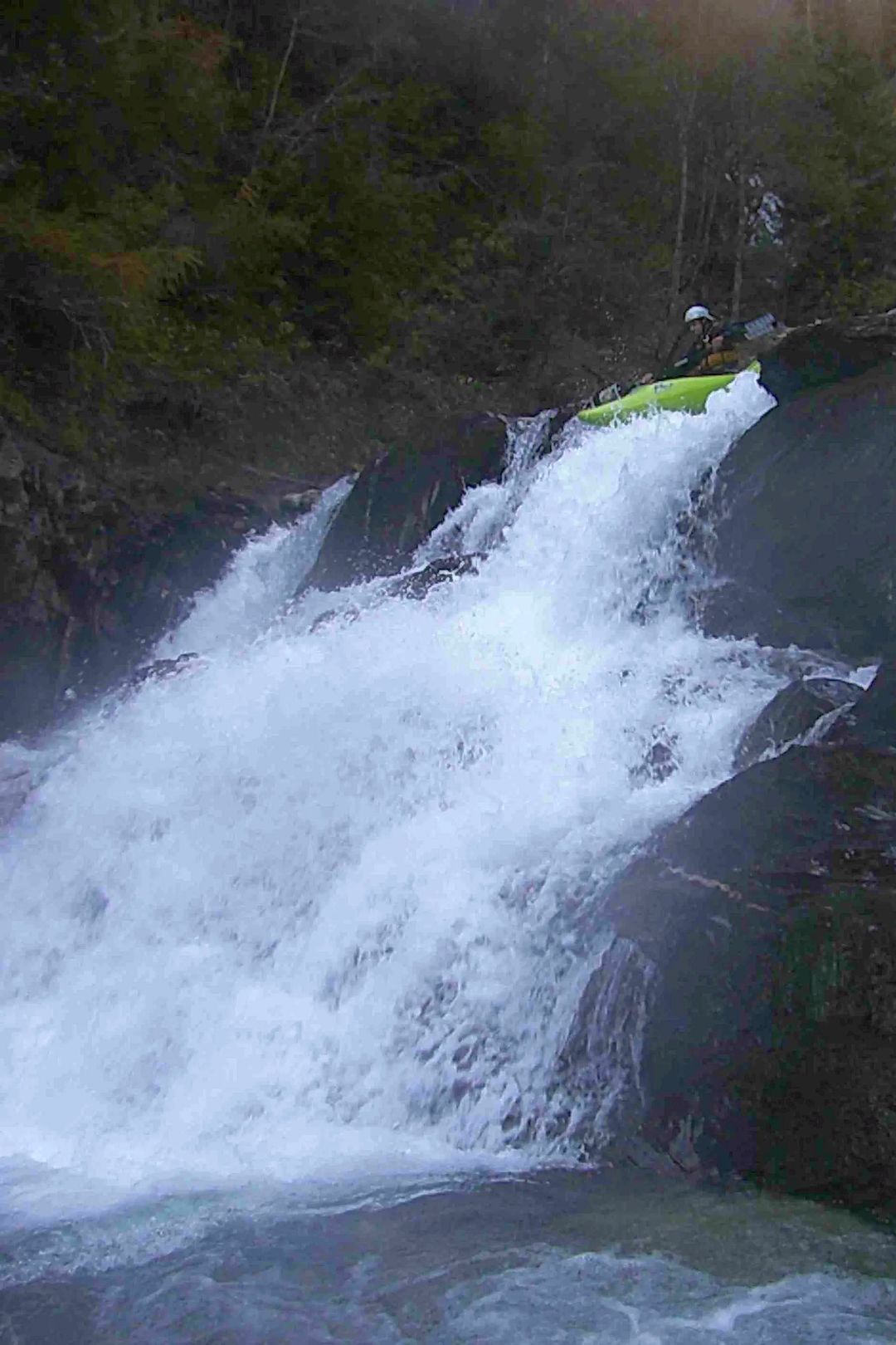 Kajak, Fluss Isel, Abschnitt Bobojach - Virgen (Durchbruchsschlucht) Stelle nach der Rutsche 