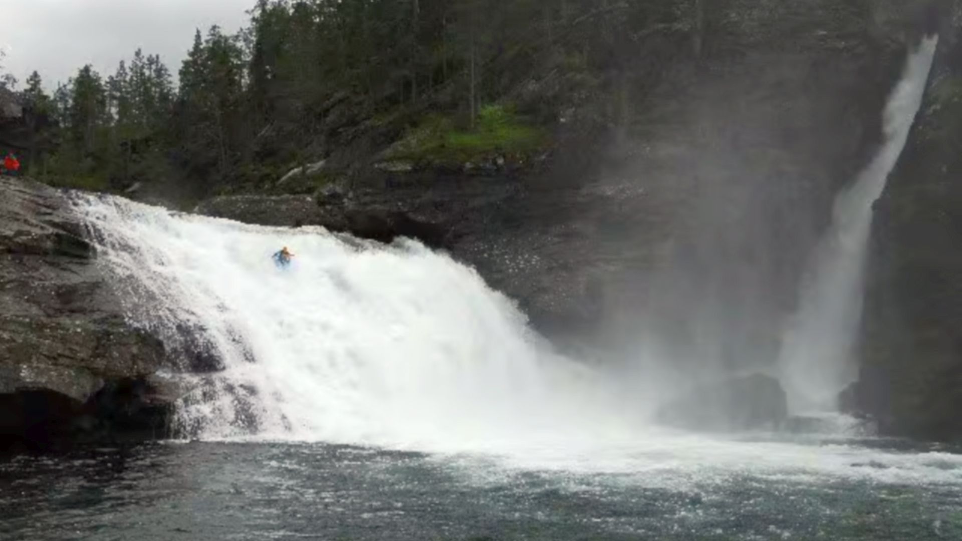 Kajak, Fluss Rauma, Abschnitt Kleiva - Flemming Fossen (Untere Rauma) erste Stelle am Zusammenfluss mit der Ulva 
