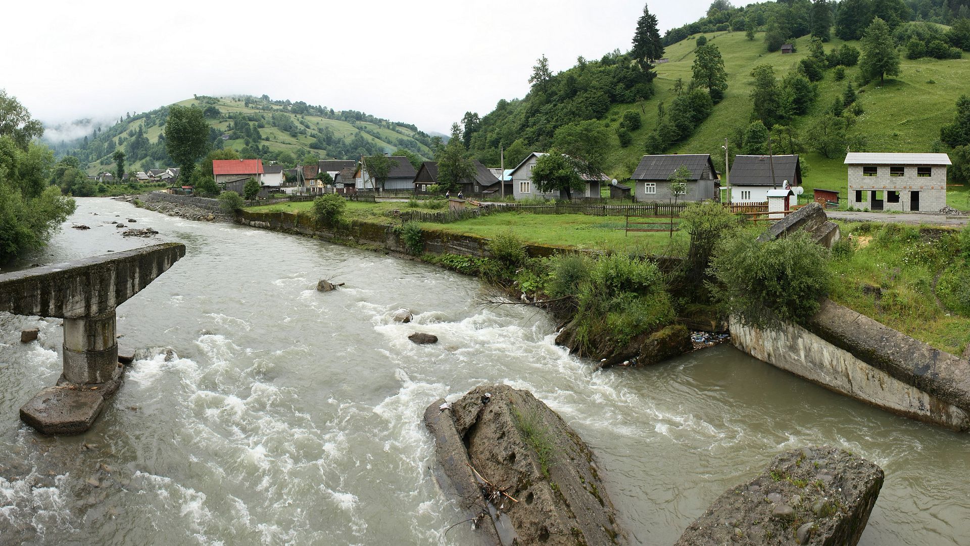 Kajak, Fluss Weiße Theiss, Abschnitt Hoverla Bach - Mündung