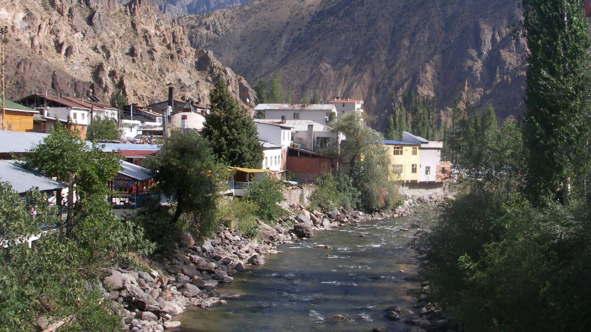 Kajak, Fluss Barhal, Abschnitt Sarigöl - Yusufeli (Unterlauf)