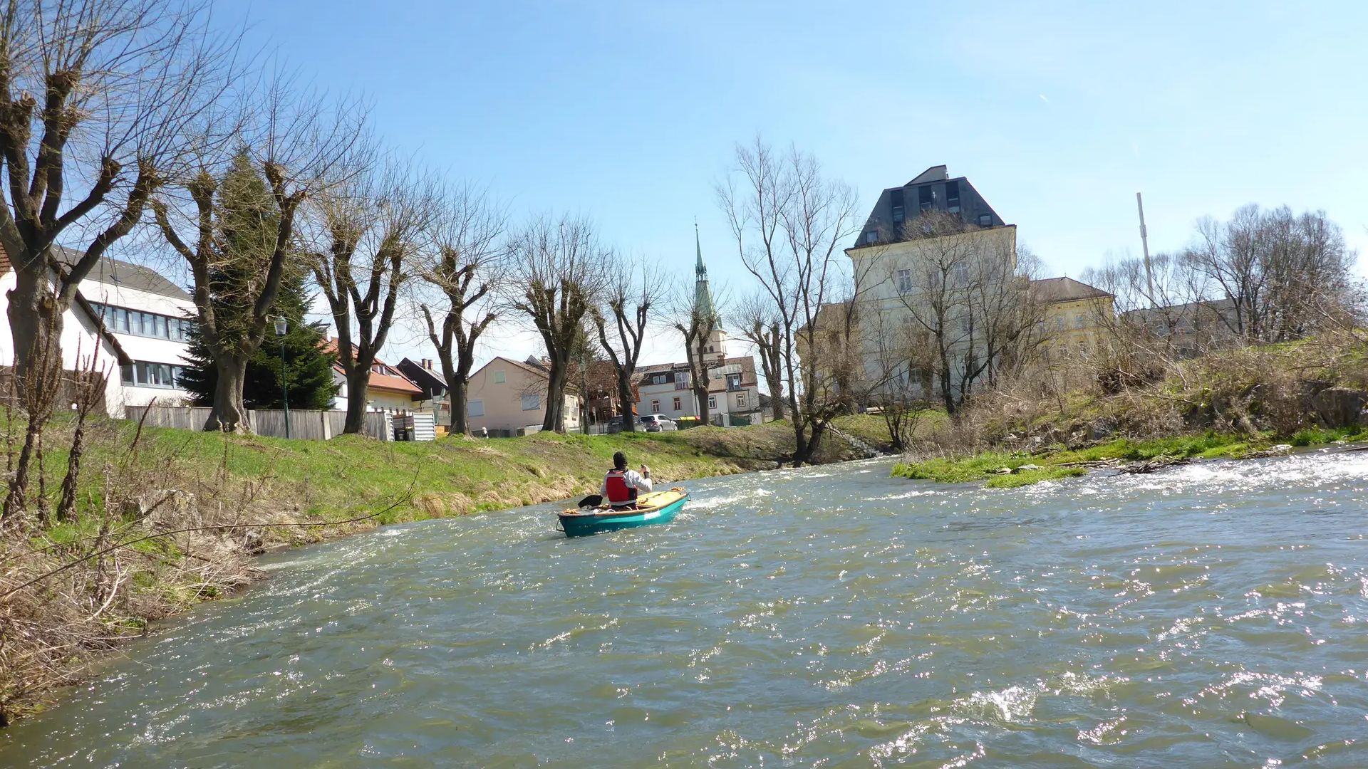 Kajak, Fluss Kainach, Abschnitt Voitsberg - Gaisfeld (Oberlauf) in Voitsberg 