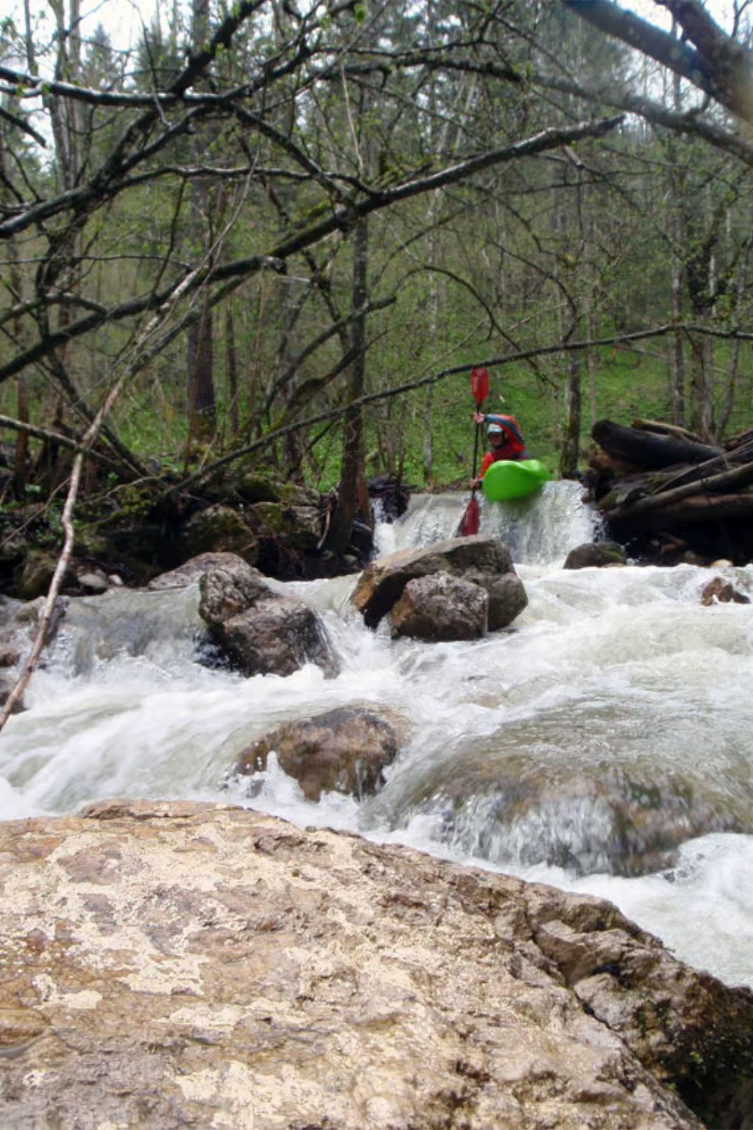 Kajak, Fluss Angerbach, Abschnitt Annagraben - Erlaufboden (Standardstrecke) letzter Abfall 